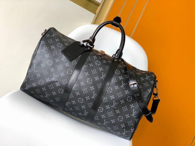 顶级原单 M 40569 M45604 M40 Keepall 45 50 55 55旅行袋 由全新标志性黑灰monogram Eclipse帆布裁制而成 自1