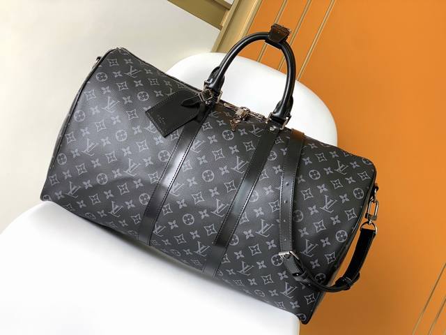 顶级原单 M 40569 M45604 M40 Keepall 45 50 55 55旅行袋 由全新标志性黑灰monogram Eclipse帆布裁制而成 自1