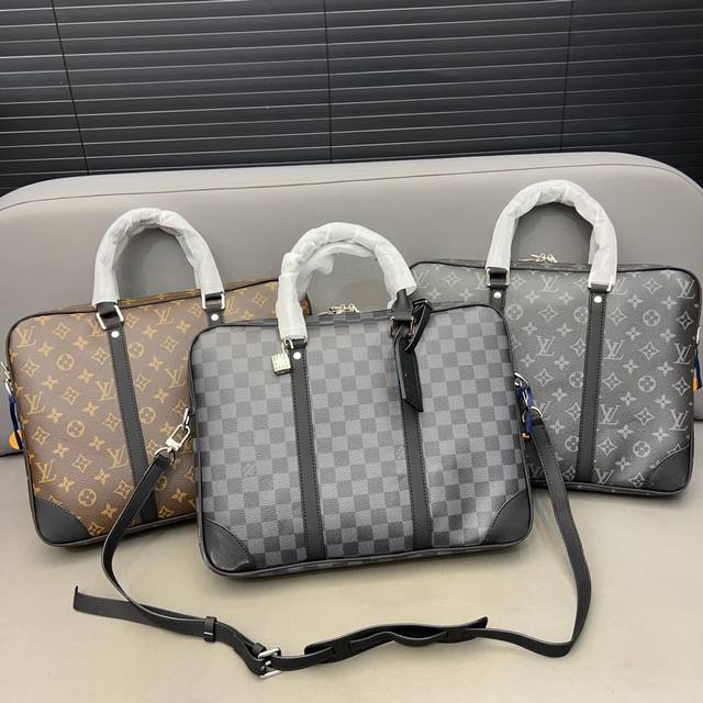 Louisvuitton 路易威登 男士手提包 Porte-Documents Voyage 公文包电脑包 采用精湛镶嵌细工 实物拍摄 原厂原版面料 配送防尘袋