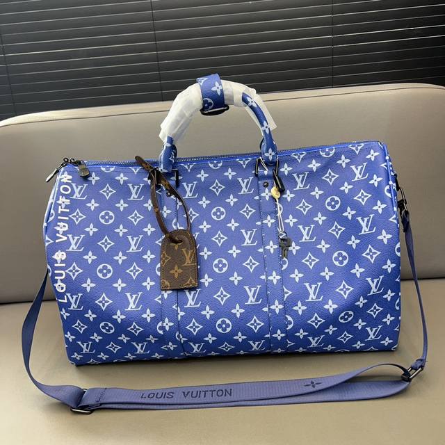 Louisvuitton 路易威登 Keepall 旅行袋 手提包袋 机场包 采用精湛镶嵌细工 实物拍摄 原厂原版面料 配送防尘袋 50 X 28 Cm