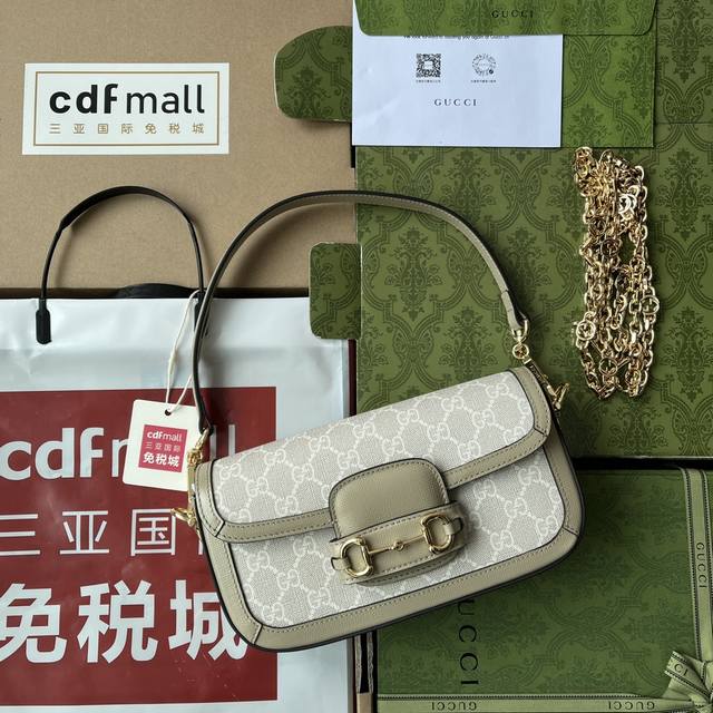 原厂皮配 Cdfmall三亚免税店手提袋 Gucci Horsebit 1955系列肩背包 Gucci Horsebit 1955系列从典藏设计中撷取灵感 匠心