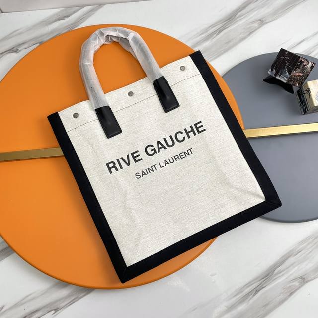 竖版 _Rive Gauche Tote Bag 左岸购物袋 从定制麻布料到五金在到丝印 每一个细节我都要求完美 Zp购入开模定制 说真的 这是我遇到过最难做的