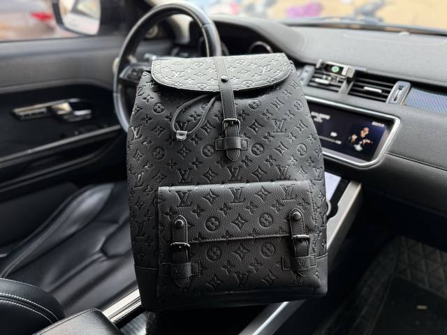 高端货 新款 Louis Vuitton 双肩包 M58644 Louis Vuitton Christopher Slim系列筒約牛皮包背包双肩包 男女同款情