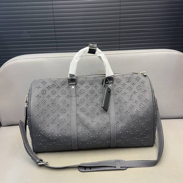 Louisvuitton 路易威登 Keepall旅行袋 浮雕 手提包袋 机场包 采用精湛镶嵌细工 实物拍摄 原厂原版面料 配送 防尘袋 50 X 27 Cm