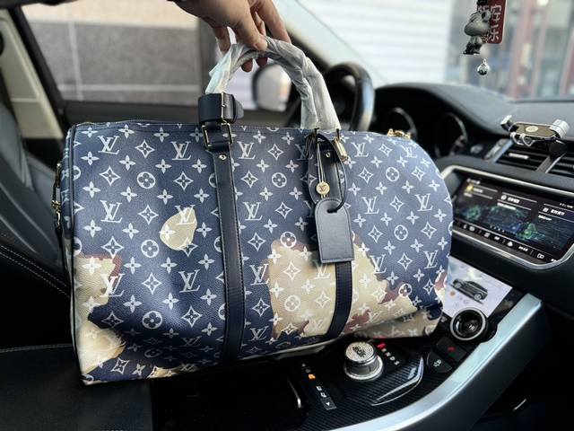 高端货 新款 Louis Vuitton 旅行袋 M23773. Louis Vuitton 路易威登 Keepall 50 可拆卸可调节肩带 织物拼皮革 单肩