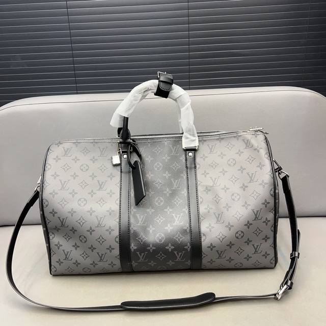 Louisvuitton 路易威登 Keepall 配皮老花旅行袋 手提包袋 机场包 采用精湛镶嵌细工 实物拍摄 原厂原版面料 50 X 26 Cm - 点击图像关闭