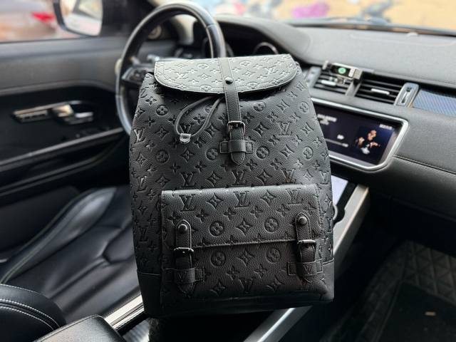 高端货 新款 Louis Vuitton 路易威登 双肩包 M58644 Louis Vuitton Christopher Slim系列筒約牛皮包背包双肩包