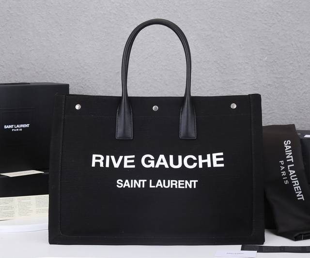 新款出货rive Gauche Tote Bag 左岸购物袋 从定制麻布料到五金在到丝印 每一个细节我都要求完 说真的 这是我遇到过最难做的一款购物袋了 托料及