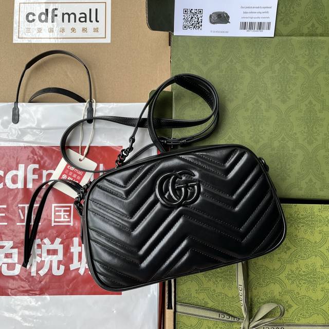 原厂皮配 Cdfmall三亚免税店手提袋 令人欲罢不能的美包你收了吗 Gg Marmont系列 优雅精巧的设计可是俘获了不少少女的芳心 同时也是全球达人必备的百