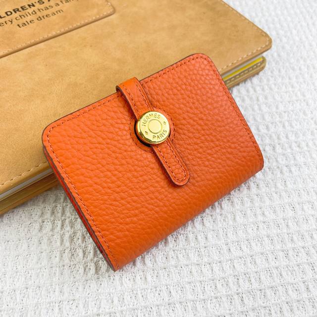 Hermes Togo皮 型号:0510金扣 Size:11*10Cm 海外进口togo牛皮 手感柔软舒适 专柜对版 原版复刻搭配五金 精致优雅 油边平直顺滑精