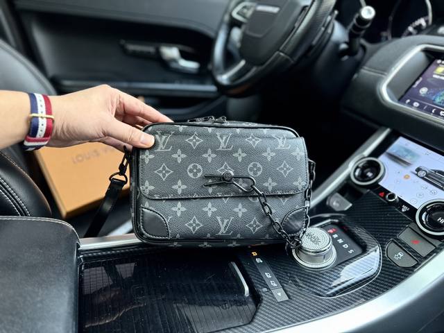 高端货 Louis Vuutton 路易威登 邮差包 M46795 Louis Vuitton Steamer 经典元素印花 涂层帆布拼牛皮革饰边 邮差包单肩斜