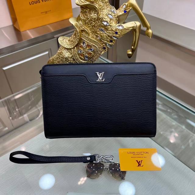 颜色 黑尺寸 25X17型号 170902Louis Vuitton 路易威登 高级定制 男士手包系列 进口牛皮配密码锁 资深裁缝 立体剪裁完美版型 上手效果极