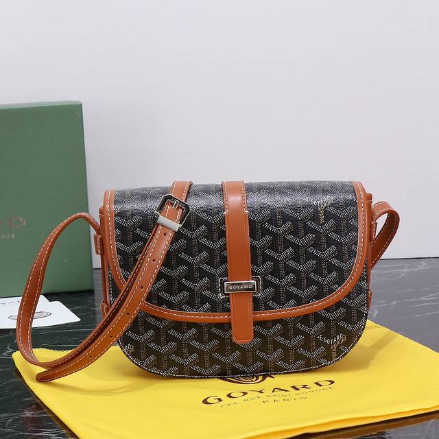 配盒子 Goyard戈雅马鞍包 -新款 Goyard Logo的大潮今年可是开挂了 每个包的手绘花纹都特别有自己的独特魅力 不管是亮眼的鲜艳色 还是低调的深色系 - 点击图像关闭