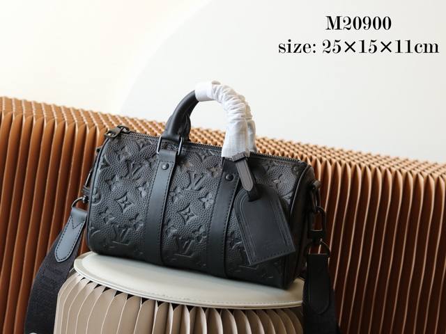 Louis Vuitton 路易威登 全套折叠礼盒包装 经典 Keepall 系列再添新颖迷你设计 Monogram Macassar 帆布浸染 Virgil