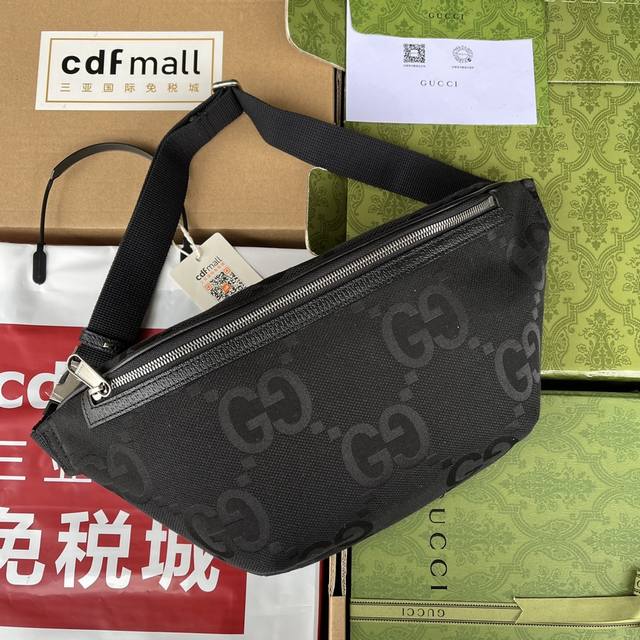 原厂皮配 Cdfmall三亚免税店手提袋 超级双g腰包 在2023春夏系列中 超级双g以全黑设计焕新演绎标志性旅行箱包 作为对guccio Gucci先生姓名首