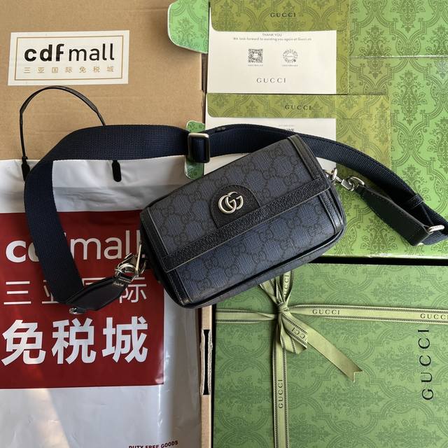 原厂皮配 Cdfmall三亚免税店手提袋 Ophidia系列gg迷你手袋 Ophidia系列融合gg传统精髓与现代设计 匠心呈献亮眼新作 该系列融蕴织带与双g配