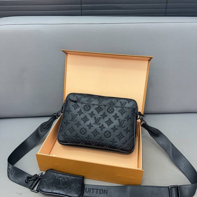 Louisvuitton 路易威登 Trio三合一 邮差包 单肩包 男女通用斜挎包 采用精湛镶嵌细工，经典百搭 实物拍摄 原厂原版面料 配送防尘袋 礼盒 25