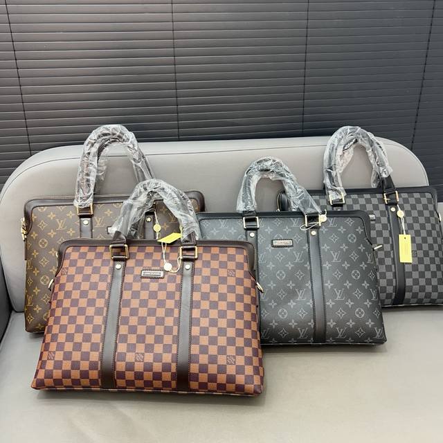 Louisvuitton 路易威登 男士公文包 电脑包 斜挎手提包 采用精湛镶嵌细工，经典百搭 实物拍摄 原厂原版面料 高端品质 配送防尘袋 38 X 27 C