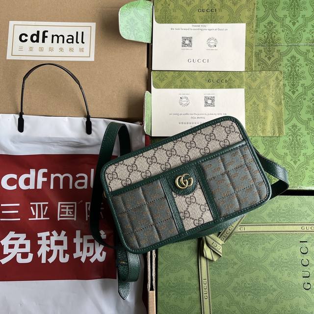 原厂皮配 Cdfmall三亚免税店手提袋 Gucci Meo Vintage斜挎包，迷你包在无边序曲系列中脱颖而出，在复古格调中注入现代设计精髓。迷你手袋装饰椭