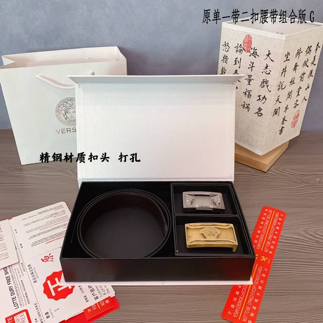 双头钢扣版范思哲家 1带2扣 正版开模 此款腰带双面采用原厂牛皮带身，精密电镀标志性纯钢搭扣 对版专柜。3.5Cm 如需木盒40