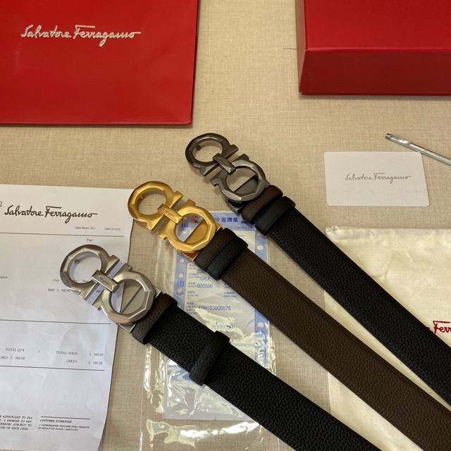 品牌：菲拉格幕ferragamo 钢扣 等级：原单私货.进口头层牛皮，专柜售、堪比正品！油边精致 电脑车线 手感柔软.实物拍摄无修饰 上身效果超好、长度可裁剪.