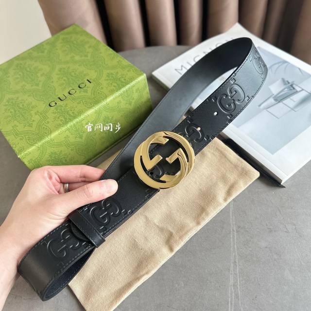 Gucci 专柜新版横标 编码703147 Kaaad 8358 Gg家目前最火压花小牛皮 宽度4.0Cm 经典款双g带扣