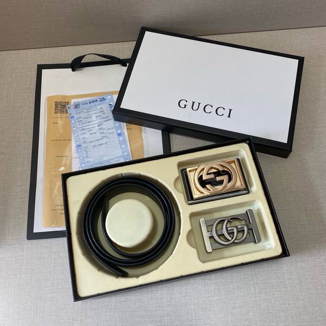 古驰gucci精品款 ☆双扣礼盒套装 含礼盒 专柜有售 Gucci专柜在售正品 此款采用头层牛皮制作 走线油边细致 正品开模 搭配广州原版扣经久耐用、3.8Cm