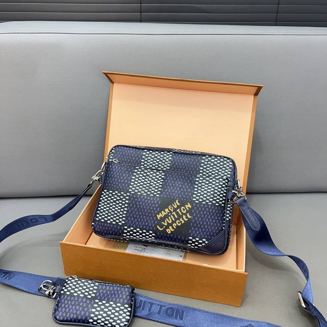 Louisvuitton 路易威登 Trio三合一 邮差包 单肩包 男女通用斜挎包 采用精湛镶嵌细工，经典百搭 实物拍摄 原厂原版面料 配送防尘袋 礼盒 25