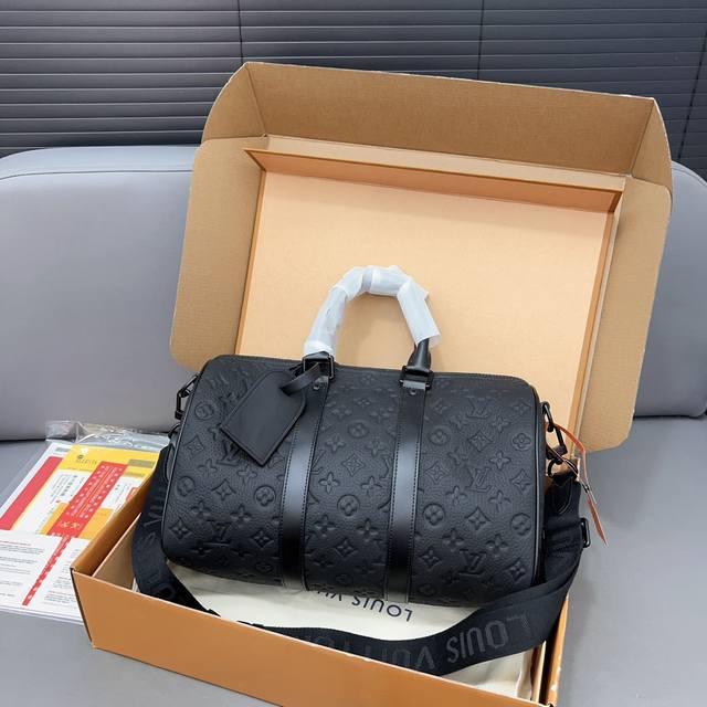 Louisvuitton 路易威登 KEEPALL35 牛皮旅行袋 手提包袋 机场包 采用精湛镶嵌细工，实物拍摄 原厂原版面料 配送防尘袋 礼盒 35 x 21