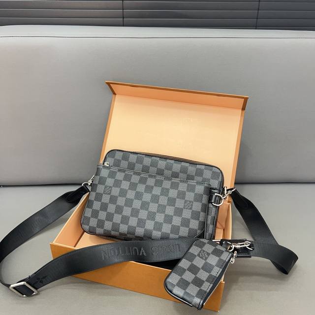 Louisvuitton 路易威登 TRIO三合一 邮差包 单肩包 男女通用斜挎包 采用精湛镶嵌细工，经典百搭 实物拍摄 原厂原版面料 配送防尘袋 礼盒 25