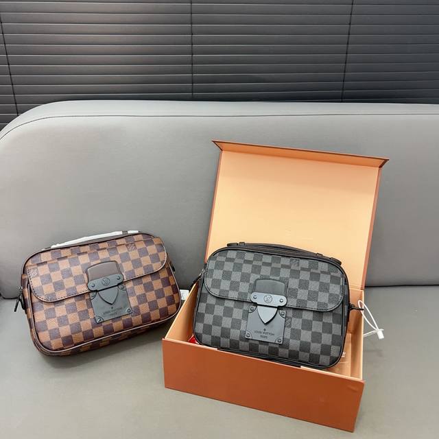 LouisVuitton 路易威登 S LOCK 印花邮差包单肩包 手提包 斜挎包 采用原厂材质 高端货 配送礼盒 规格:24 x 17 cm