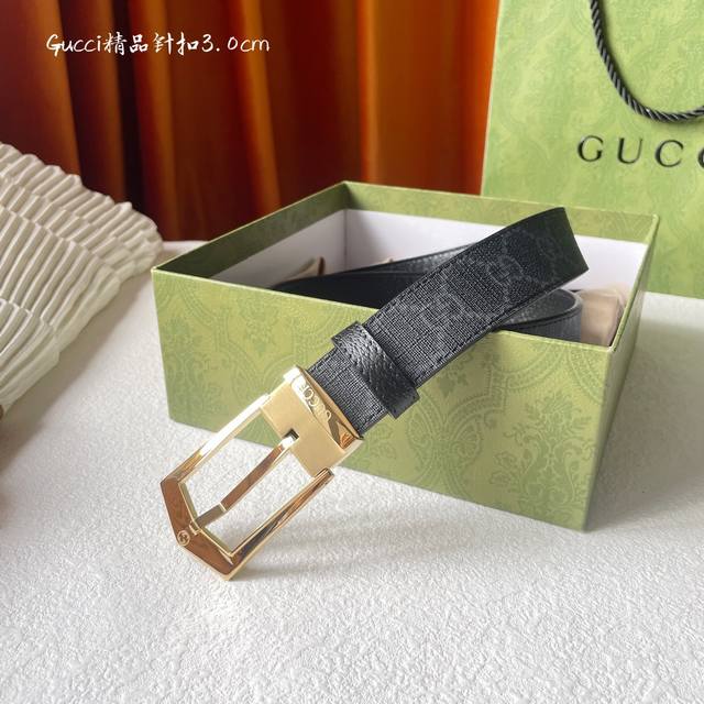 高端品质，实物拍摄 配全套礼盒 ： Gucci ：经典原单品质，经典pvc面平纹底，搭配原单精品钢扣，精工制作，细节看图，实物拍摄，高端奢华，宽度3.0Cm