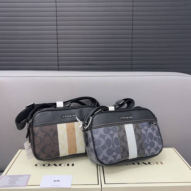 Coach 蔻驰 Graham相机包 男女通用单肩包 经典logo搭配原厂工艺材质 休闲百搭 采用精湛镶嵌细工，实物拍摄 原厂原版面料 配送防尘袋 折叠礼盒 2