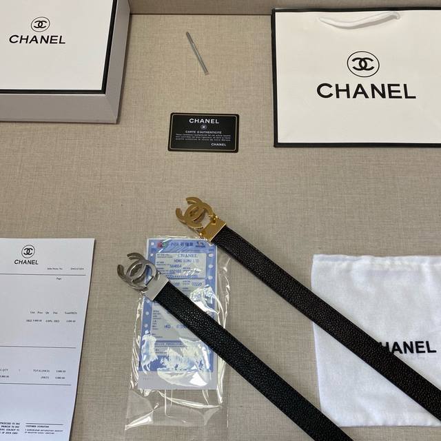 品牌：香奈儿chanel 等级：女士皮带.定制头牛层皮.双面可用。油精边致、官同网步新款 配专全柜套包装 送眼打针 长度裁剪 扣头：钢扣 长度：90 115Cm