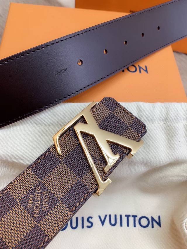 Louls Vuitton 路易威登 男士腰带 带身采用进口面料 配牛皮底 搭配字母扣 宽4.0Cm 质量自己看皮带腰带 - 点击图像关闭