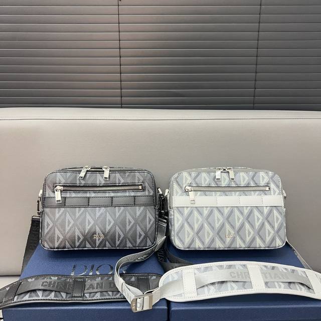 Dior 迪奥 Safari信使包 Cd刺绣针织相机包 男女通用斜挎包 单肩包 采用精湛镶嵌细工，经典百搭 实物拍摄 原厂原版面料 配送防尘袋 礼盒 22 X