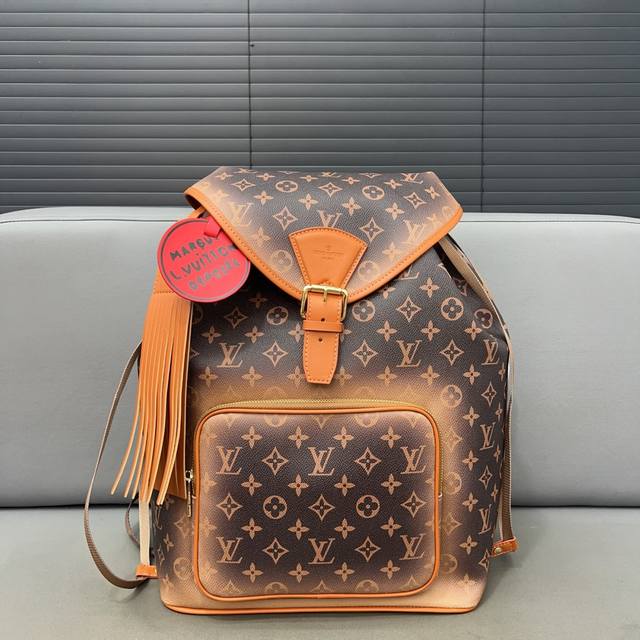 Louisvuitton 路易威登 Eclipse 双肩包 男士印花背包 电脑包经典logo搭配原厂工艺材质 休闲百搭采用精湛镶嵌细工，实物拍摄 原厂原版面料