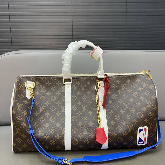 Louisvuitton 路易威登 高版本 Nba限量联名basketball Keepall55旅行袋 篮球包 手提包袋 机场包 采用精湛镶嵌细工，实物拍摄