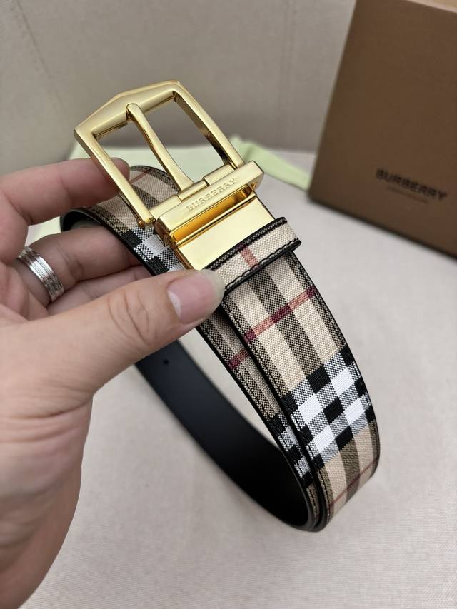 Burberry-巴宝莉！男士专柜对版金属扣，头层牛皮双面外用腰带，商务通勤休闲场合均适合佩戴3.5Cm - 点击图像关闭