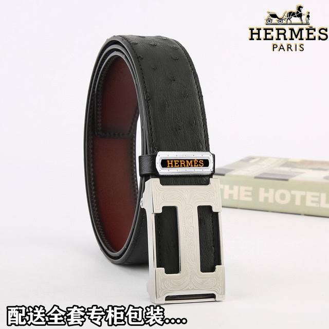 配送如圖木盒品牌： Hermes扣頭材質：雙色純鋼扣帶身材質正面：38Mm寬度海外正品代購，真正駝鳥皮，真正好貨a+++級稀有動物皮底皮進口納帕牛皮中間樹膏皮夾