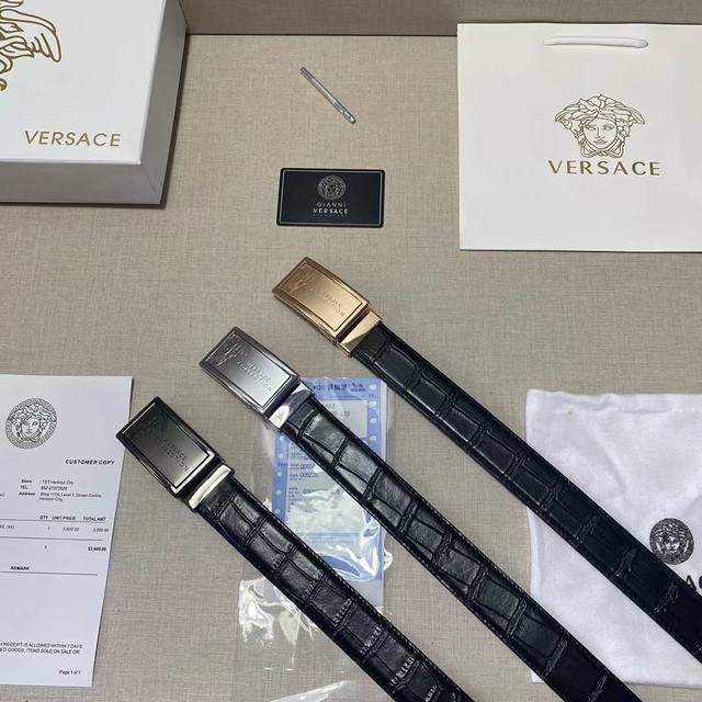 品牌：范思哲versace 等级：原单私货.头层牛皮，专柜售、堪比正品！油边精致 电脑车线 手感柔软.实物拍摄无修饰 上身效果超好、长度可裁剪.配专柜全套包装.