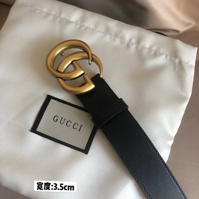 黄铜扣原单品质gucci古驰男 女款腰带采用标志性的古铜色gg搭扣设计，搭配上乘皮料精制而成，宽度:3.5Cm。