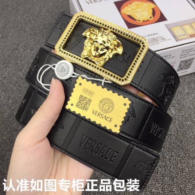 品牌：Versace.范思哲镶钻 型号：原单！请认准如图专柜包装 等级：意大利进口百分百头层牛皮，范思哲.Versace，世界著名奢侈品品牌，美人头经典之作，进