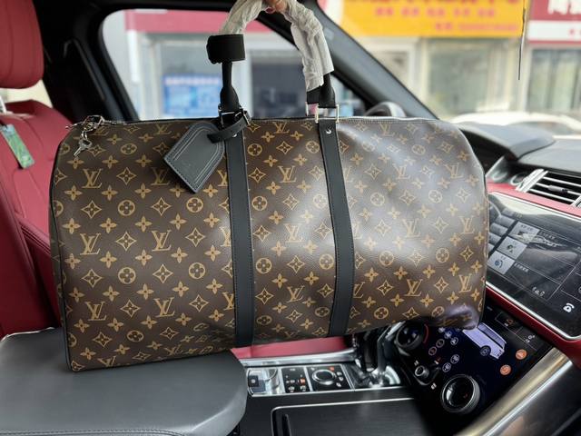 55厘米 高端货 新款 “ Louis Vuitton ”Lv旅行袋 路易威登旅行包 M56714 Keepall 55 黑花配肩带 帆布拼牛皮饰边 手提单肩斜