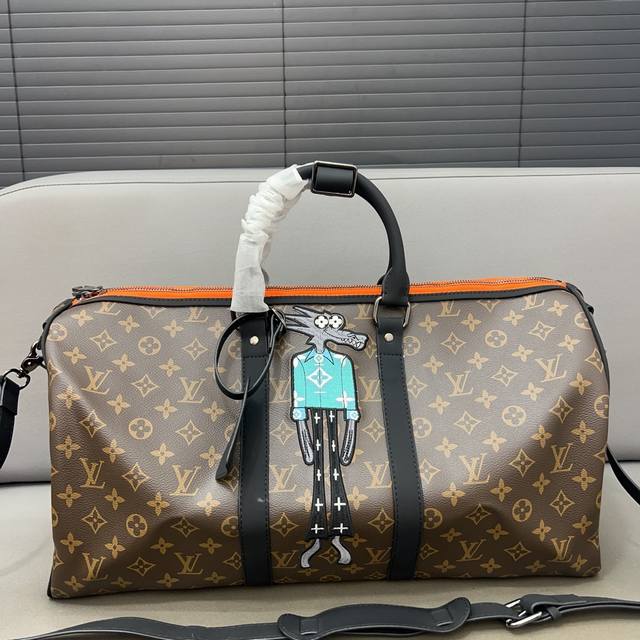 Louisvuitton 路易威登 Keepall50 涂鸦旅行袋 手提包袋 机场包 采用精湛镶嵌细工 实物拍摄 原厂原版面料 配送小防尘袋 尺寸 50 X 2