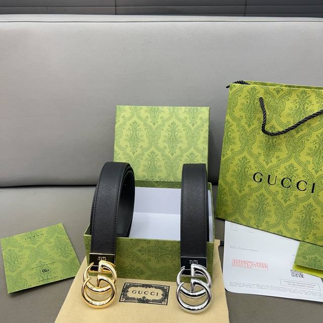 Gucci 古奇 钢扣 原单牛皮腰带 男士经典款皮带 时装搭配必备款 优质扣头 采用原厂牛皮带身 机械打孔 高品质全套包装 礼盒 礼袋 小票