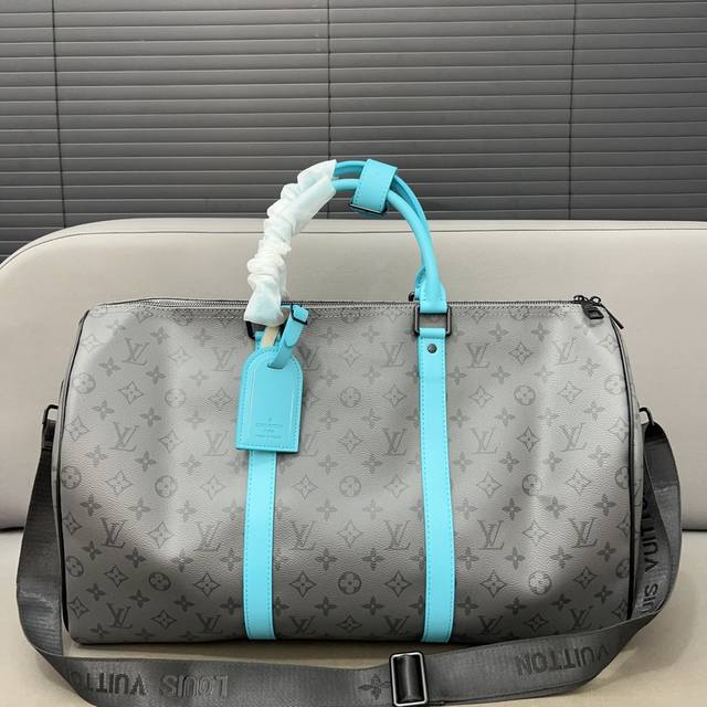 Louisvuitton 路易威登 Keepall旅行袋 手提包袋 机场包 采用精湛镶嵌细工，实物拍摄 原厂原版面料 配送 防尘袋 50 X 29Cm。