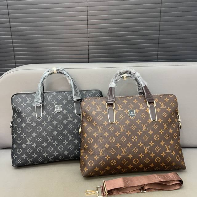 Louisvuitton 路易威登 双拉链男士公文包 电脑包 斜挎手提包 采用精湛镶嵌细工，经典百搭 实物拍摄 原厂原版面料 高端品质 配送防尘袋 38 X 2