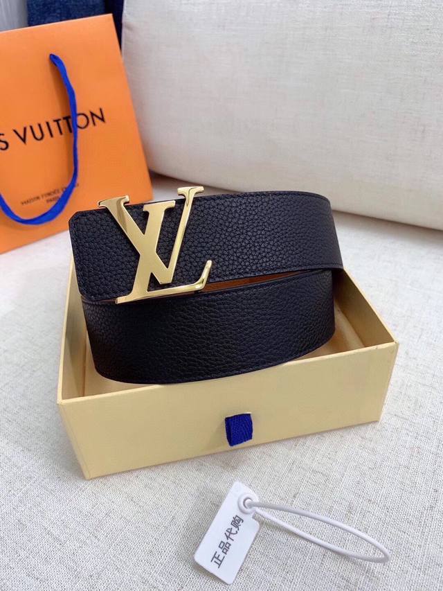 路易威登louis Vuitton 法国 专柜品质 官网同步 宽度3.8Cm 精美钢扣头 原版意大利双面进口小牛皮原版花纹 双面可用 黑色 咖啡 双色 手感极佳