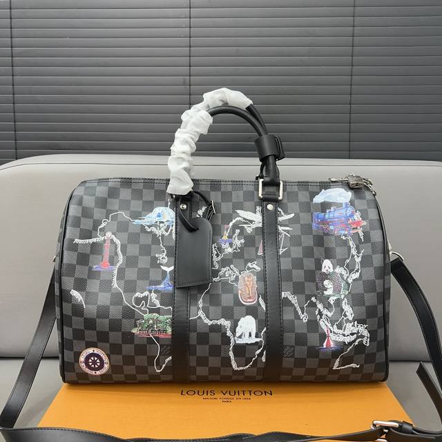 Louisvuitton 路易威登 Keepall 旅行袋 手提包袋 机场包 采用精湛镶嵌细工，实物拍摄 原厂原版面料 配送小票 防尘袋 礼盒 45 X 27